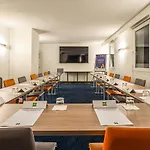 Ibis Styles Saint-quentin サン・クエンティン