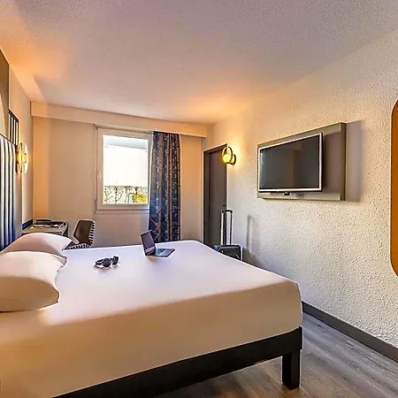 Ibis Styles Saint-quentin Hotel 3*