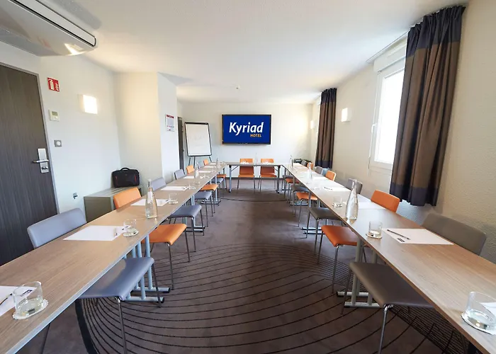 Ibis Styles Saint-quentin Hotel